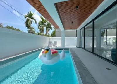 2 BR-Luxurious New Modern Townhouse in Plai Laem, Koh Samui