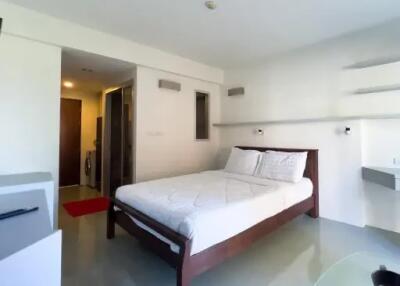 "Condo: Luxe 26sqm Poolside Bangrak in Koh Samui