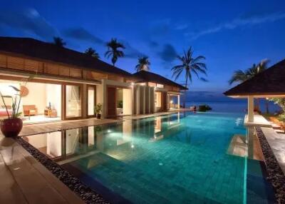 Luxury Beachfront Villa for Sale (Lipa Noi)