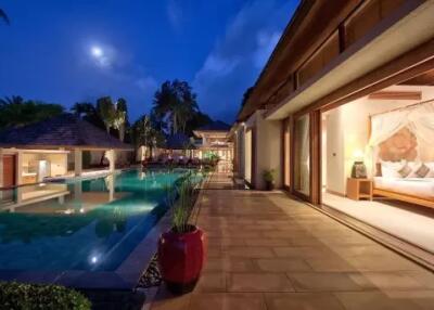 Luxury Beachfront Villa for Sale (Lipa Noi)