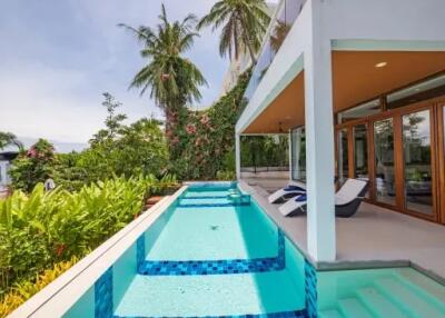 4-Bedroom Luxury Pool Villa with 180-degree ocean view