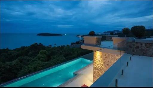 "Seaside Splendor: Luxurious 4-Bedroom Villa with Panoramic Views and Infinity Pool in Chaweng Beach"