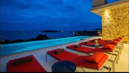 "Seaside Splendor: Luxurious 4-Bedroom Villa with Panoramic Views and Infinity Pool in Chaweng Beach"