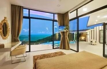 3-Bedroom Panoramic Seaview Villa at Chaweng noi