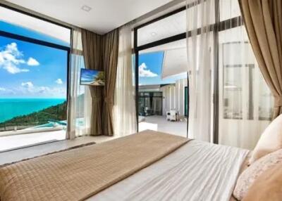 3-Bedroom Panoramic Seaview Villa at Chaweng noi