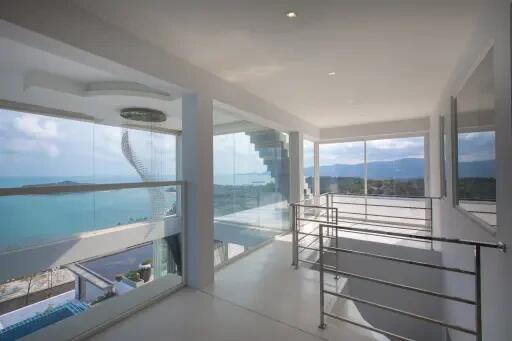 5-Bedroom Panoramic Sea View Villa at Choengmon