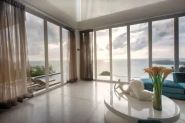 5-Bedroom Panoramic Sea View Villa at Choengmon