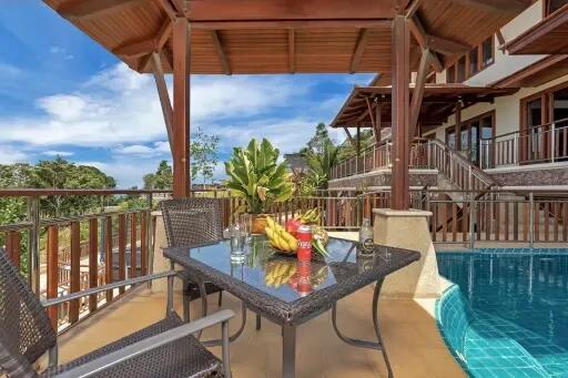 5 Bedroom Thai Style Sea View Villa at Plaileam Samui