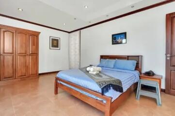 5 Bedroom Thai Style Sea View Villa at Plaileam Samui