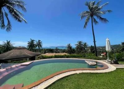 5-Bedroom Seaview Poll Villa at Bangrak Samui