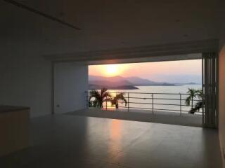 3 Bedroom Sea View Apartment at Bangrak Samui