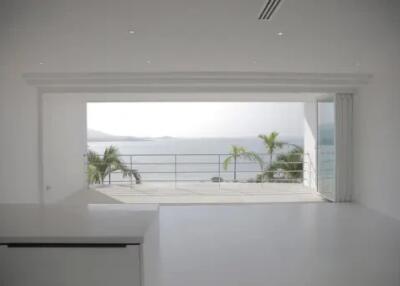 3 Bedroom Sea View Apartment at Bangrak Samui