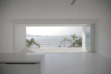 3 Bedroom Sea View Apartment at Bangrak Samui