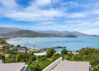 Charming 2 Bed Stunning Sea View Apartment