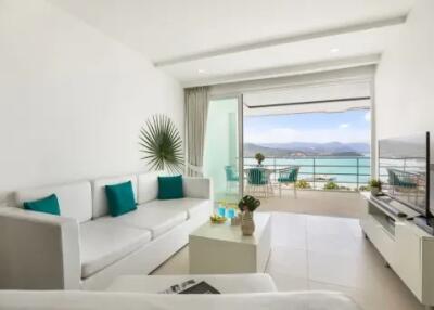 Charming 2 Bed Stunning Sea View Apartment