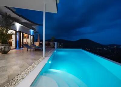 Gorgeous 4 Bedroom pool villa with stunning sea view