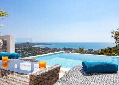 Gorgeous 4 Bedroom pool villa with stunning sea view