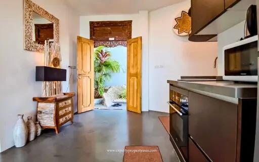 "Balinese Bliss: 2-Bedroom Villa with Breathtaking Views in Lamai"