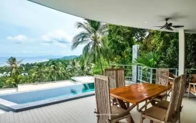 "Balinese Bliss: 2-Bedroom Villa with Breathtaking Views in Lamai"