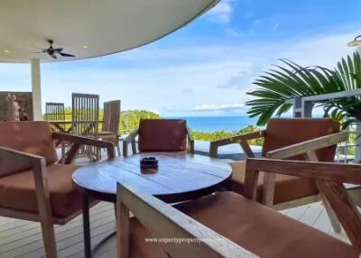 "Balinese Bliss: 2-Bedroom Villa with Breathtaking Views in Lamai"