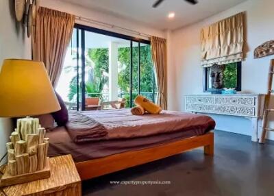 "Balinese Bliss: 2-Bedroom Villa with Breathtaking Views in Lamai"