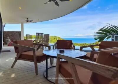 "Balinese Bliss: 2-Bedroom Villa with Breathtaking Views in Lamai"