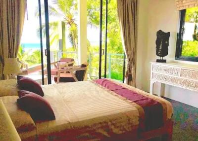 "Balinese Bliss: 2-Bedroom Villa with Breathtaking Views in Lamai"