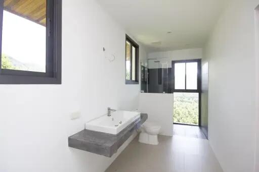 Modern & Exotic Quality Villa+2 Studios for Sale [Lamai]