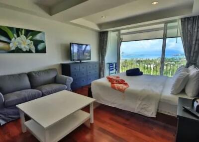 For Sale: 1-BR Seaside Condo in Plaileam Koh Samui