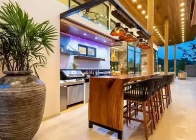 Luxury VIP 6-Bedroom Villa in Chaweng: Unmatched Opulence and Privacy " Freehold"