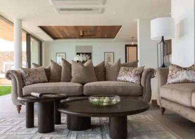 4 Bedrooms Urgent Sale: Exquisite Freehold Luxury Villa in Choeng Mon, Koh Samui " Free hold"