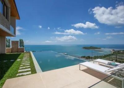 4 Bedrooms Urgent Sale: Exquisite Freehold Luxury Villa in Choeng Mon, Koh Samui " Free hold"