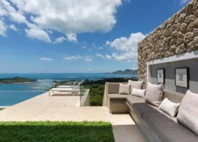 4 Bedrooms Urgent Sale: Exquisite Freehold Luxury Villa in Choeng Mon, Koh Samui " Free hold"