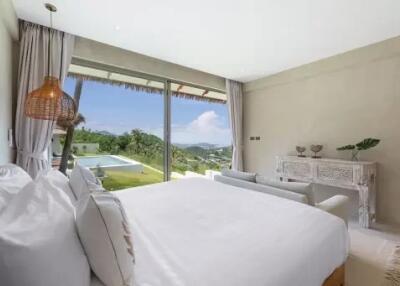 4 Bedrooms Hillside Villa in Bophut Koh Samui " Free hold"