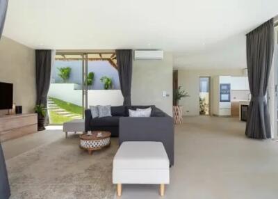 4 Bedrooms Hillside Villa in Bophut Koh Samui " Free hold"