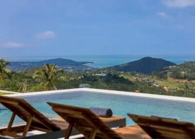 4 Bedrooms Hillside Villa in Bophut Koh Samui " Free hold"