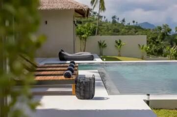 4 Bedrooms Hillside Villa in Bophut Koh Samui " Free hold"