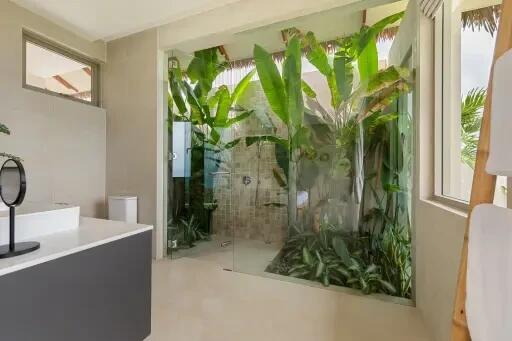 4 Bedrooms Hillside Villa in Bophut Koh Samui " Free hold"