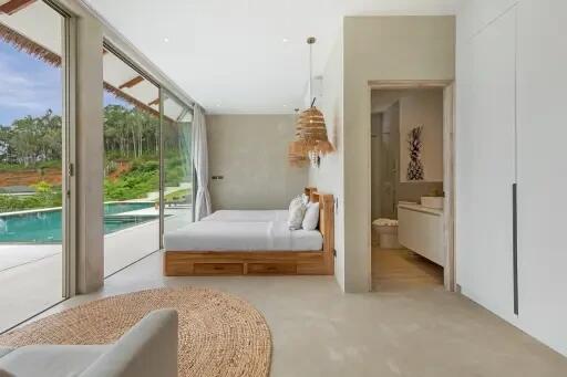 4 Bedrooms Hillside Villa in Bophut Koh Samui " Free hold"