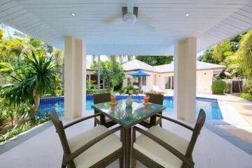 2 Bedrooms Villa in Lipanoi Koh Samui " Free hold"