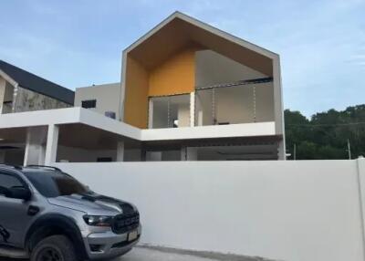 "Stunning 3-Bedroom 2-Storey Pool Villa in Bo Phut - Ready for Decoration"  " Free hold"