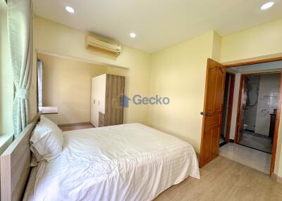 3 Bedrooms House in VN Residence 2 Pratumnak H011908