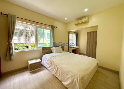 3 Bedrooms House in VN Residence 2 Pratumnak H011908