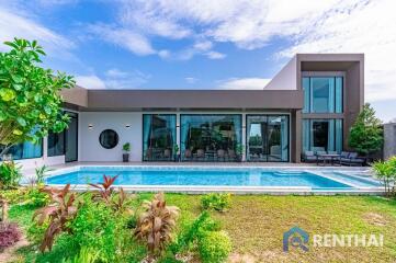 Luxurious 6-Bed Villa in Pattaya, Private Pool,