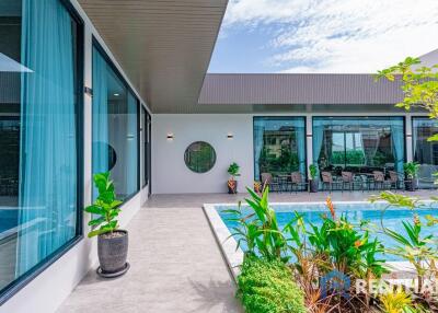 Luxurious 6-Bed Villa in Pattaya, Private Pool,