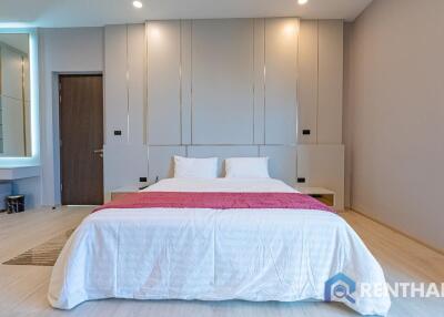 Luxurious 6-Bed Villa in Pattaya, Private Pool,