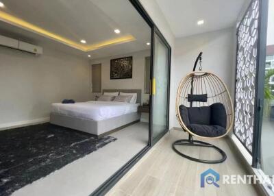 Luxury stylish pool villa in the heart of Jomtien