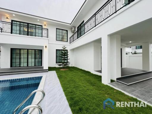 Modern 2-Story Villa with Private Pool