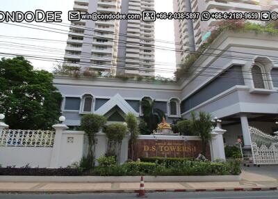 Renovated Large Penthouse Sukhumvit 33 Sale