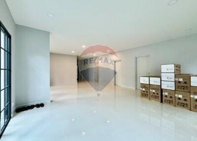 "Modern Elegance: Spacious Home in Bang Na for Sale"